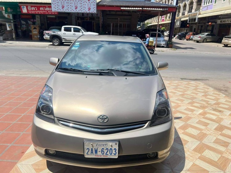 ចង់លក់Toyota Prius ឆ្នាំ2006