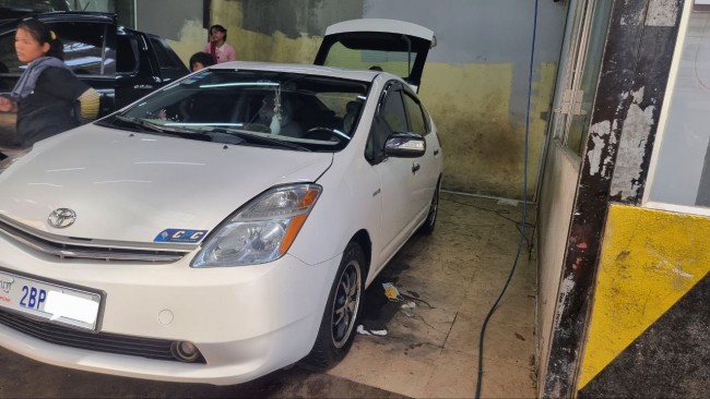 Prius 09 full ឡានផ្ទាល់